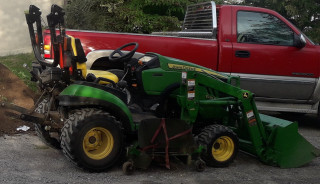 JD2510R 2013.jpg