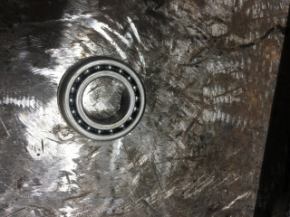 Bearings cleaned in solvent tank