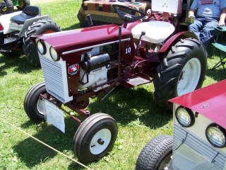 Colt tractor.jpg