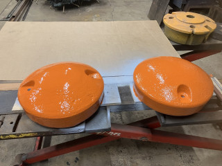 130 lb each wheel weights.