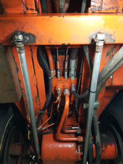 thats 3/4" hose feeding the control valve from the pto valve . overkill is underrated .