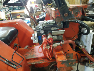 new smaller loader valve with float