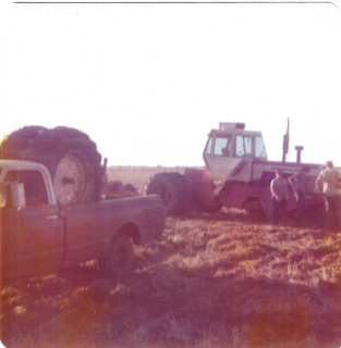 A4T 1600 broken axle.jpg