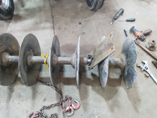 offset disks and large rocks don't play well together