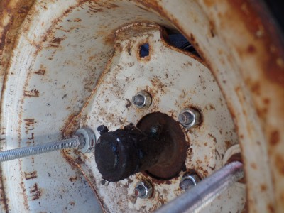 Could have gotten by with 1.25 bolt rather than the 1.5 I used. Oh well once the nuts are started the impact does not care how long they are