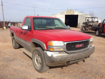 1GTGK24U7YE127571 2000 GMC Right Front.jpg