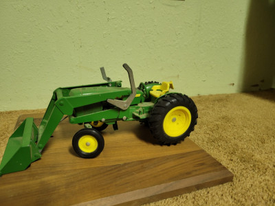 #44 JD 3010 Loader.jpg