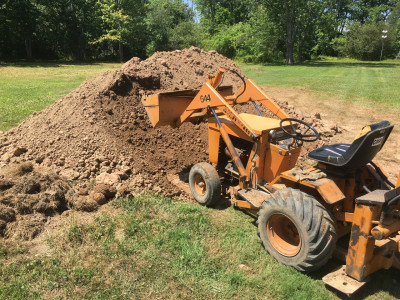 Moving dirt with my 644lbh