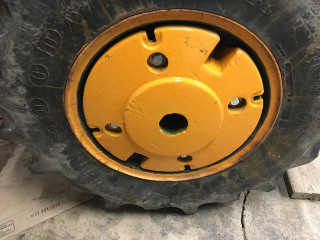 Left side wheel