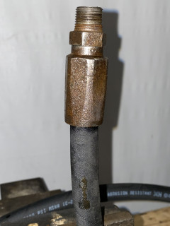FDC30D27-E8E4-4D13-B97D-A5CC2B2CF446.jpeg (575.97 KiB) Viewed 12058 times Then inner piece screwed on. Had to push really hard until it reached threads.